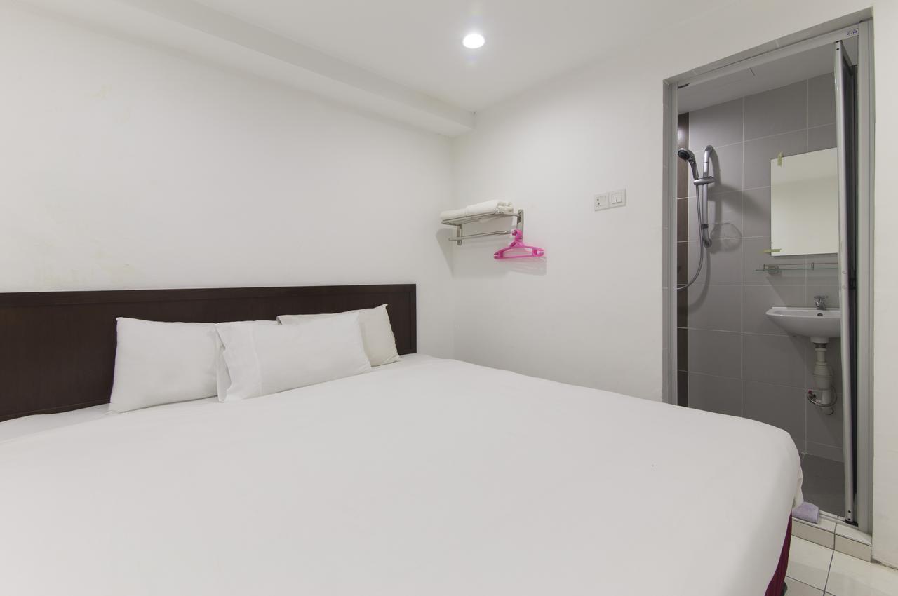 Charlies Boutique Hotel George Town Exterior foto